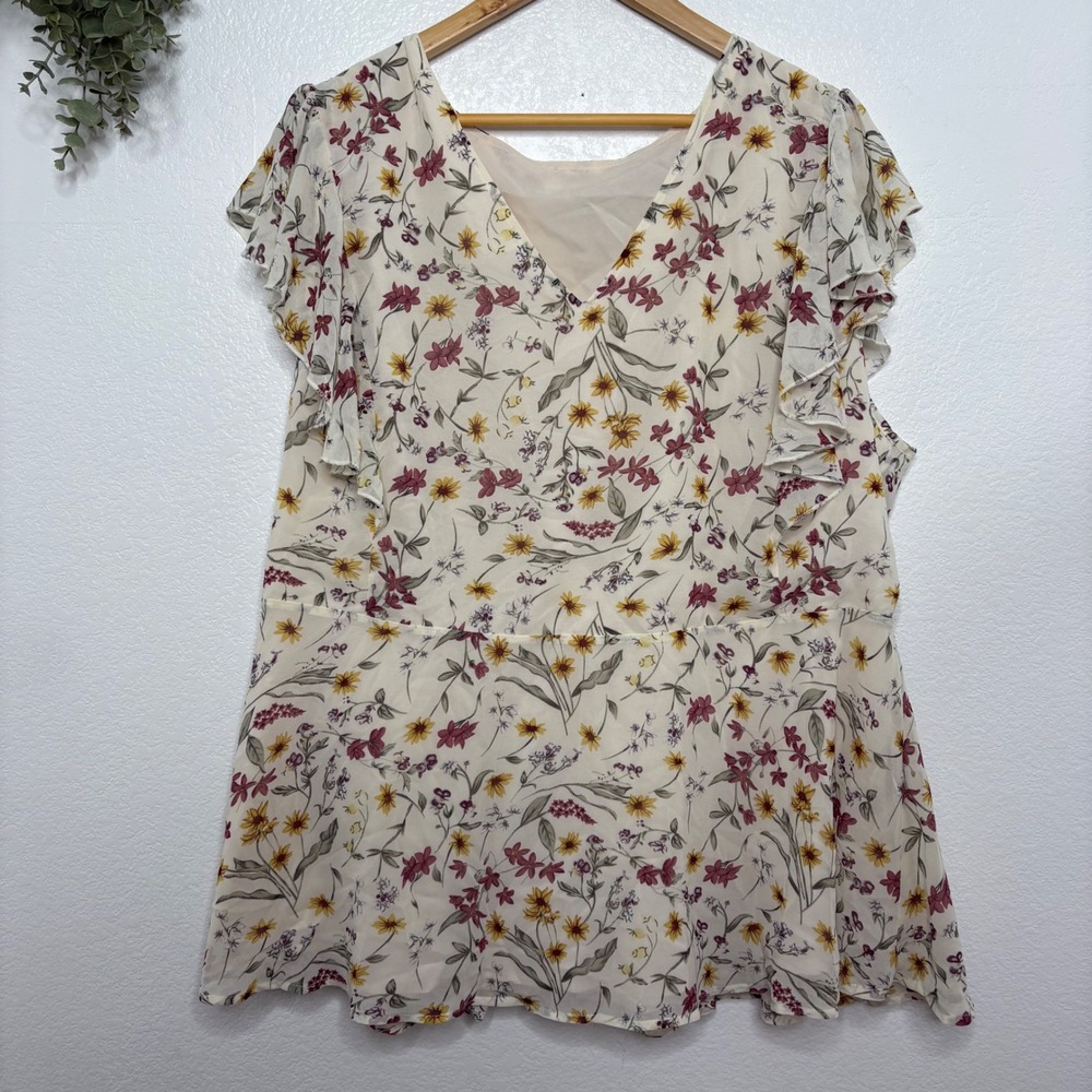 BloomChic Floral Peplum Top Womens 22-24 Cream V-Neck Flutter Sleeve Chiffon - Picture 2 of 7